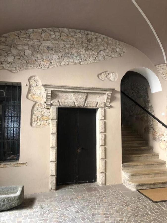 Corte Trento Desenzano del Garda Bagian luar foto